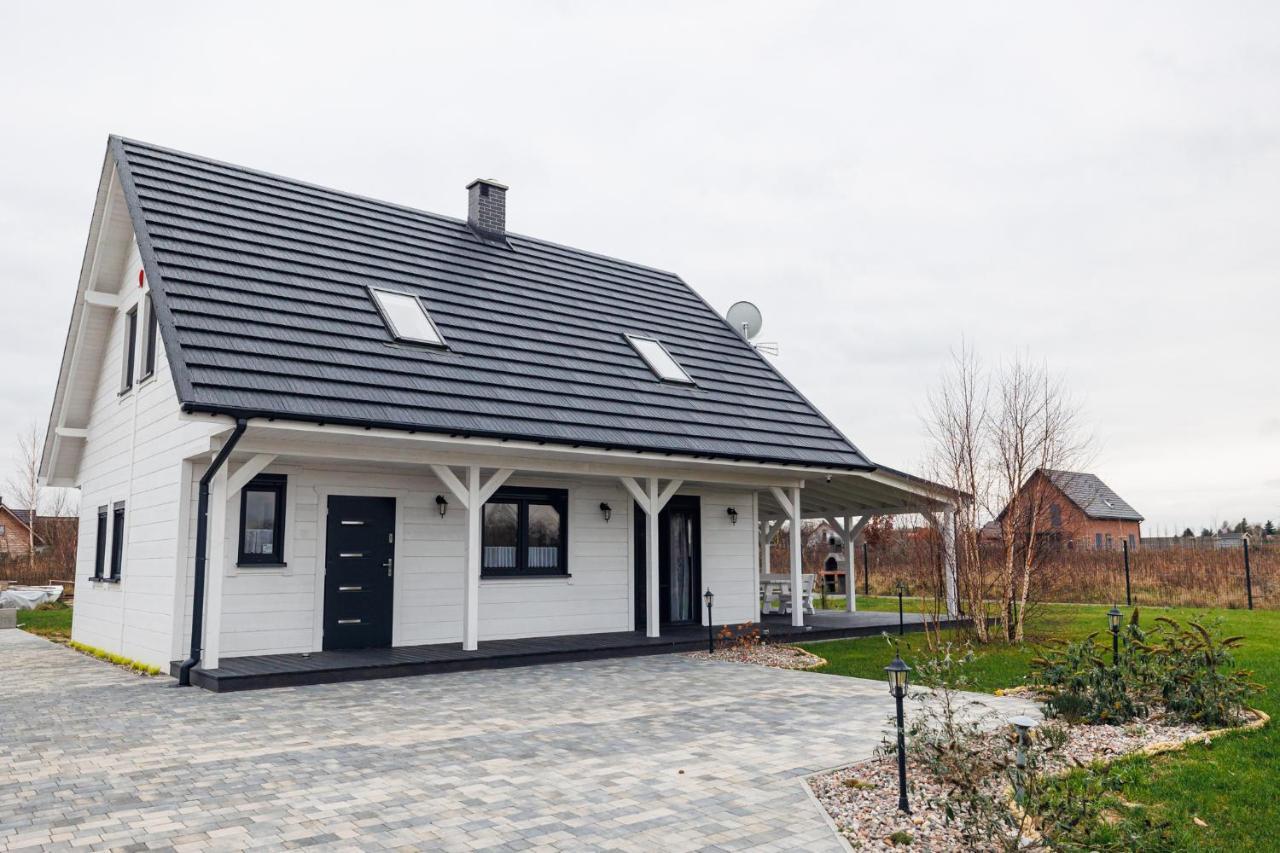 Dom Wakacyjny Baltic Home & Dom Baltic Home Garden Inn Zastan ภายนอก รูปภาพ