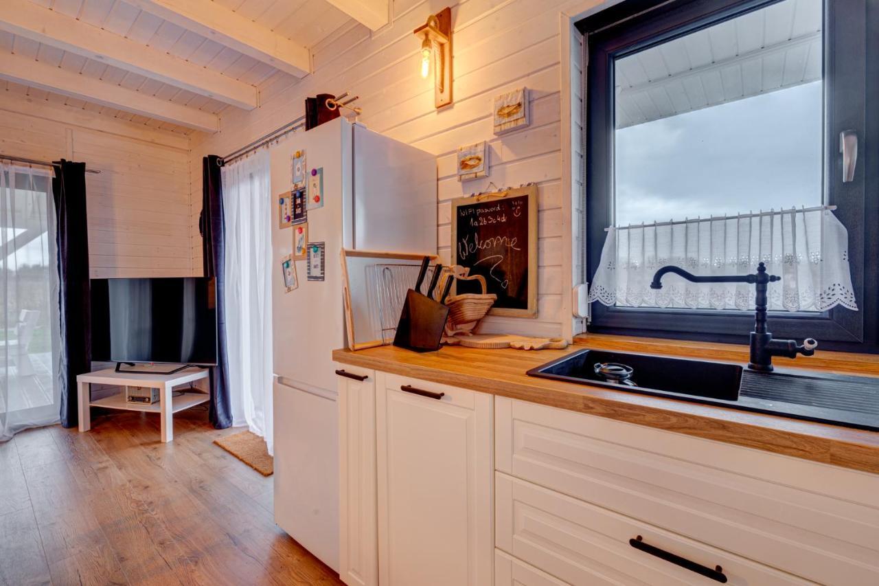 Dom Wakacyjny Baltic Home & Dom Baltic Home Garden Inn Zastan ภายนอก รูปภาพ